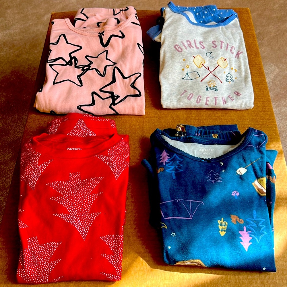 Carters’ Girls 4-Sets Pajamas- GUC